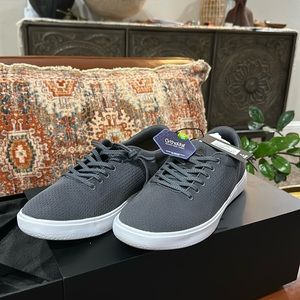 Cuater by Travis Mathew phenom